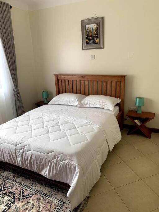 Cozy 2-Bedroom Apartment Within City Limits. Kampala Esterno foto